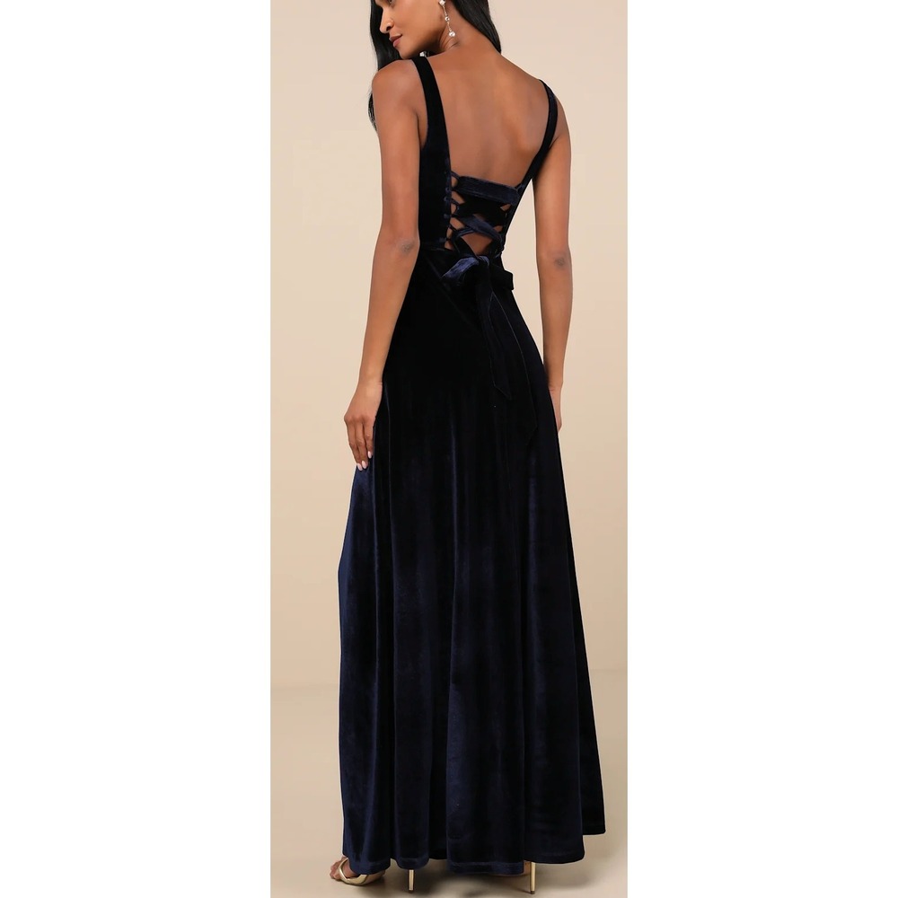 NWT Lulus Graceful Invite Navy Blue Velvet Square Neck Lace-Up Maxi Dress Sz M
